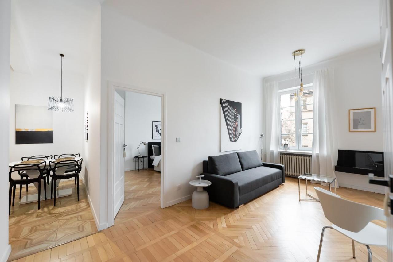 Old Town Basilisk Apartment Варшава Экстерьер фото